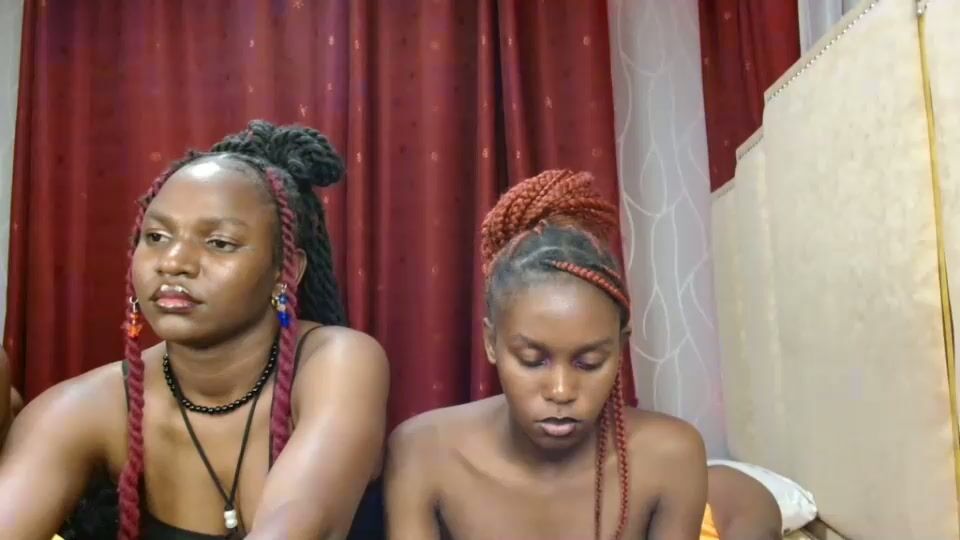 pretty_lioness_ squirt chat sex cam