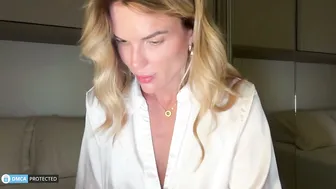 Iiivy_ blonde 02-12-2026