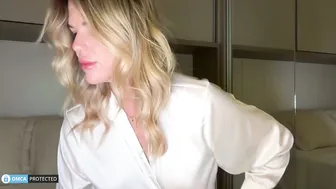 Iiivy_ blonde 02-12-2026