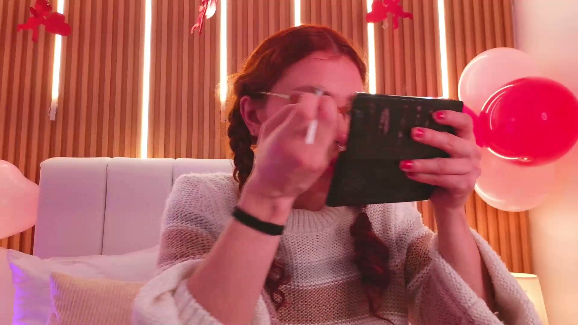 katy_van xxx video (02-12-2026)