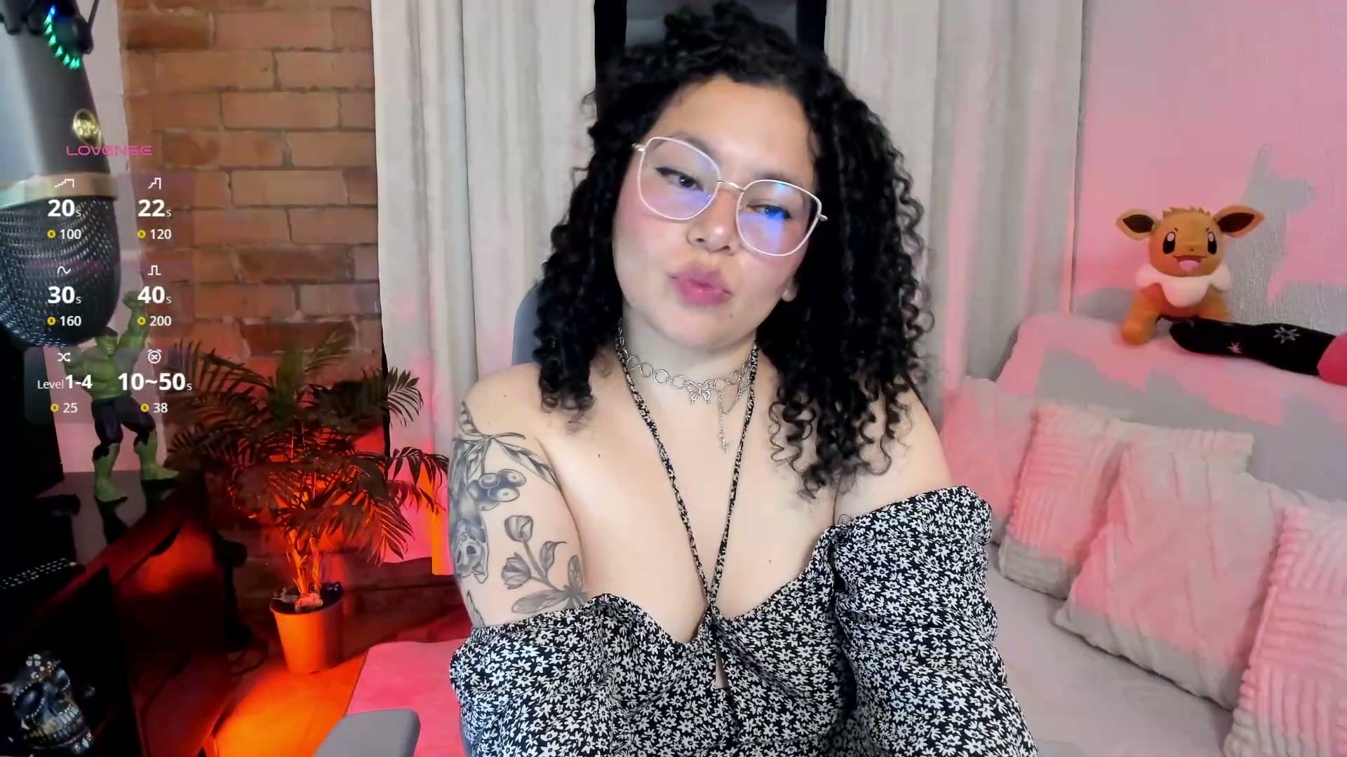 girl_inline hairypussy 12-Feb-2026