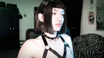 Roxy_toxic cam girl chat 02/12/2026