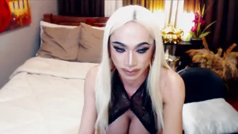 twofuckablestrans recorded nude video 693327