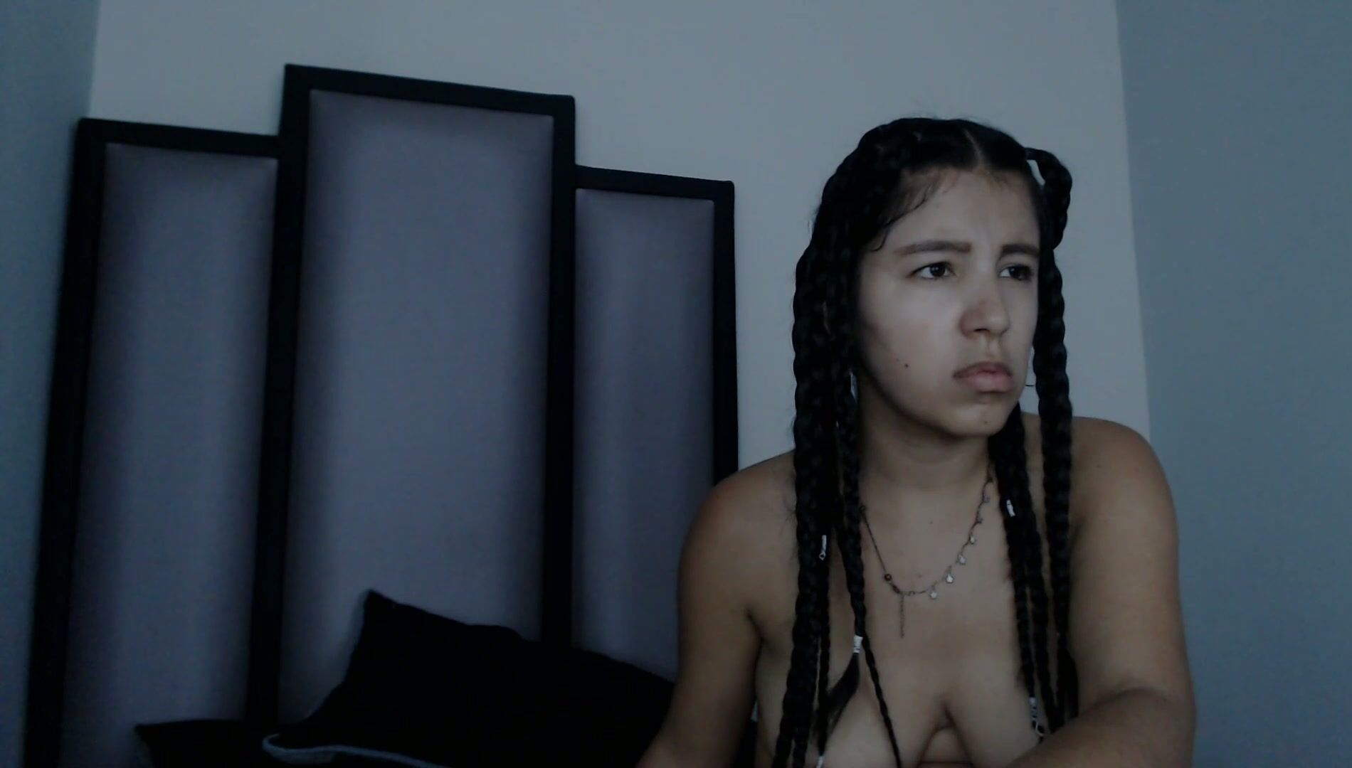 lucy__23 naked on cam 02/12/2026