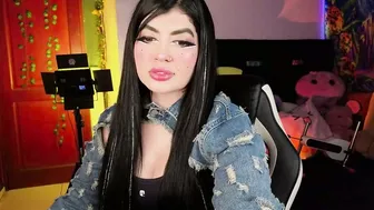 queenlamia recorded nude video 693449