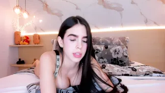 solavelar recorded nude video 693670