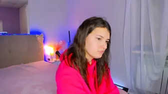 Laura__leee cam chat (02/12/2026)