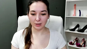sugar_xmegan posing on cam 12-Feb-2026