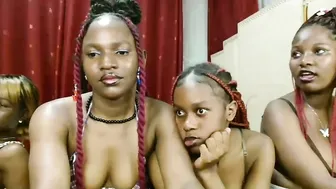 Raven_luxe live cam video 12-Feb-26