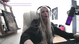 tinykylie anal chat sex