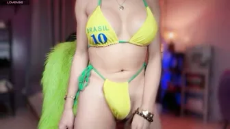 Amethyst_ts naked 12-Feb-26