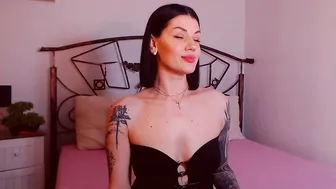 yvonneeverlee recorded nude video 695394