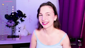 Kindhazelhere_ chat sex cam - 02-12-2026