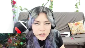 vaioletuwu naked on cam 02/13/2026