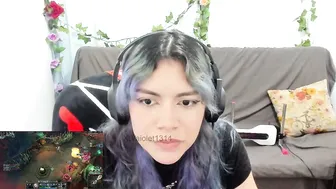vaioletuwu naked on cam 02/13/2026