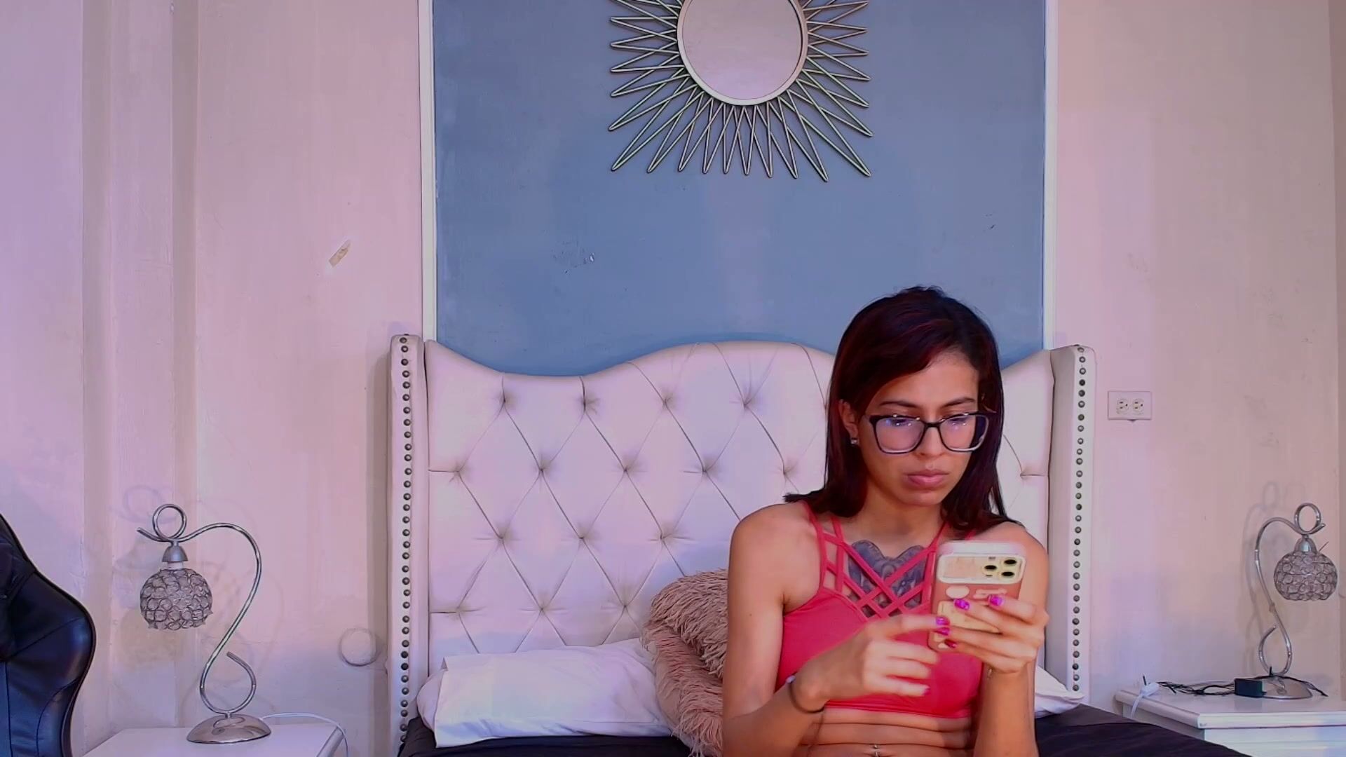 Emily_loperaa anal live on cam