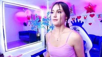 zoe_swan 02-13-2026