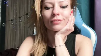 karoline121 lush amateur webcam video