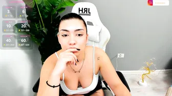 eveeevian recorded nude video 699372