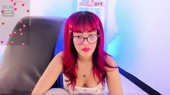 Taylor__watson cam girl chat posing on cam