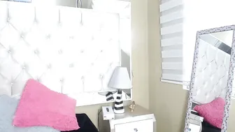 zaray_rose nude cam 02-13-2026
