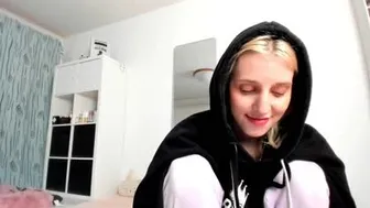 kenziedawton recorded nude video 7801