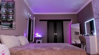 lilyvibe hot webcam video cam sex chat