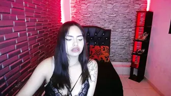_dark_honey_ 14-Feb-26