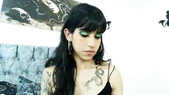 bella_poisonous nude video chat (02/14/2026)