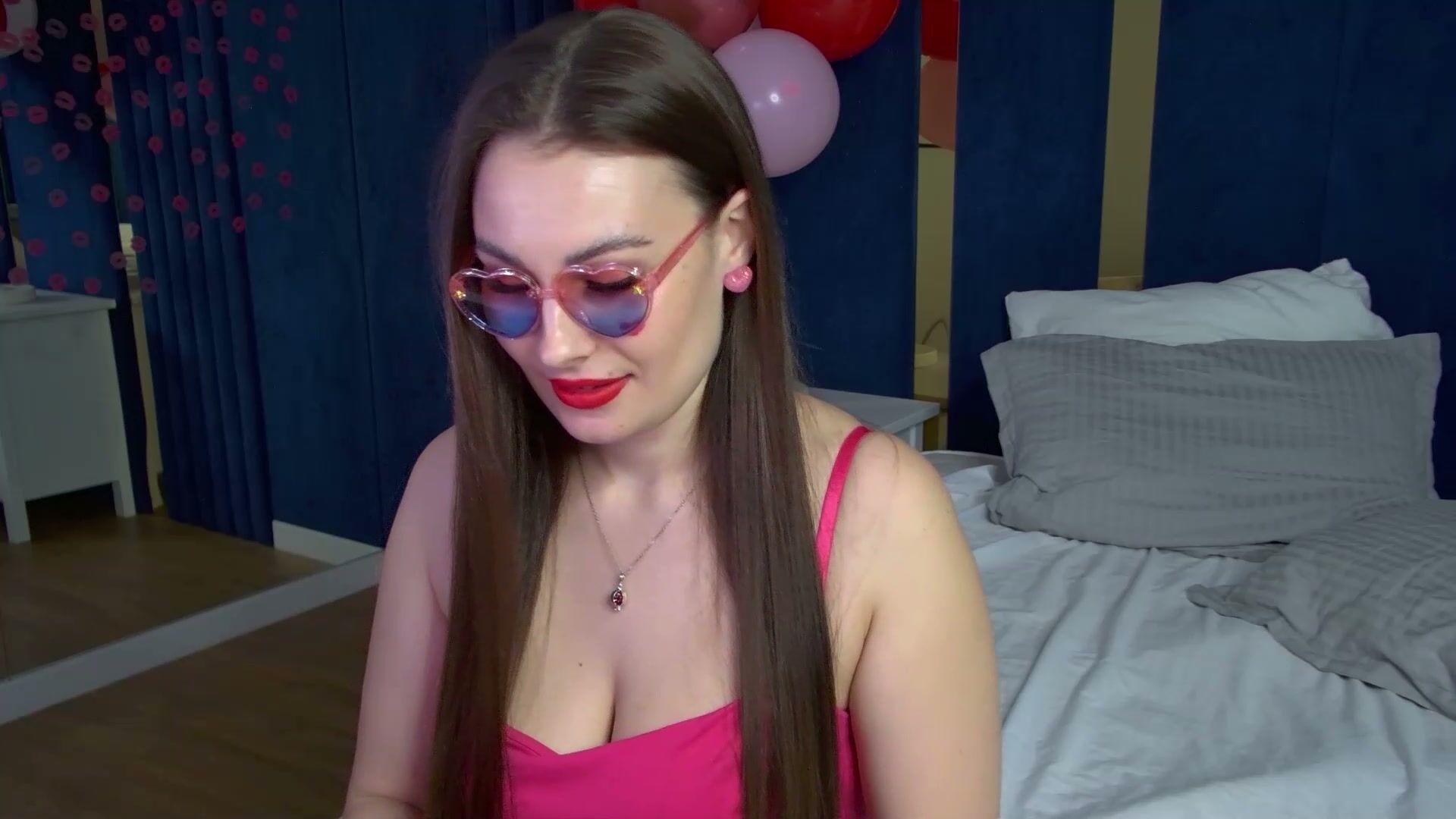 norafoxes 02/14/2026 naked on cam
