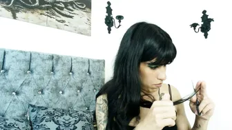 bella_poisonous (02/14/2026)
