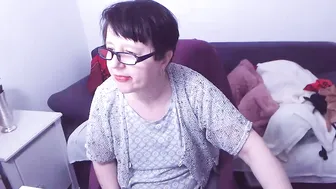 Christarose posing on cam 02/14/2026