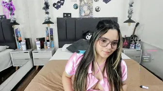 Shadya_ hairy (02-14-2026)