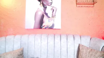 curlydani hot live cam video - 02-14-2026