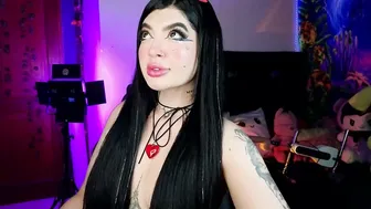 queenlamia recorded nude video 701937