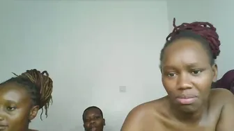 Naughttie_b bigboobs sex cam chat