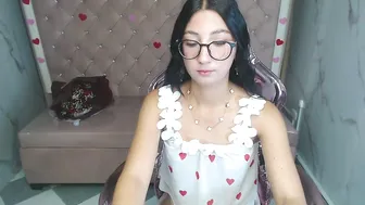 sophie_jones_b porn video - 14-Feb-26