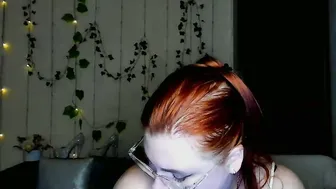 alicia_side_red recorded nude video 702589