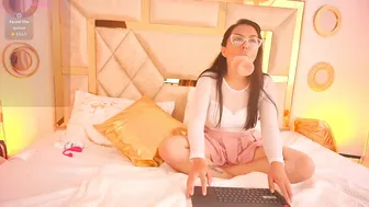 Emma_sanz__ (02/14/2026) bigass
