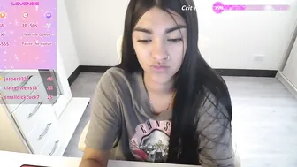 Amara_silk webcam 14 February 2026