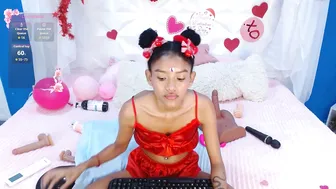 Adisson_petite1 on webcam (02-15-2026)