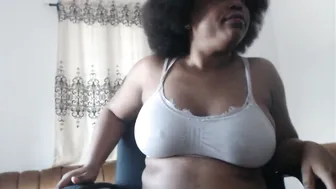 Juicy_gold22 cam porn video - 02-15-2026