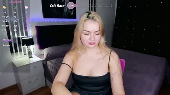 Evarider topless amateur live cam video