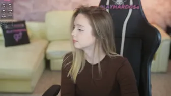 Kira0541 blonde porn cam video