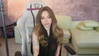 Kira0541 squirt porn cam chat