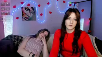 Milki_wey shy nude on cam