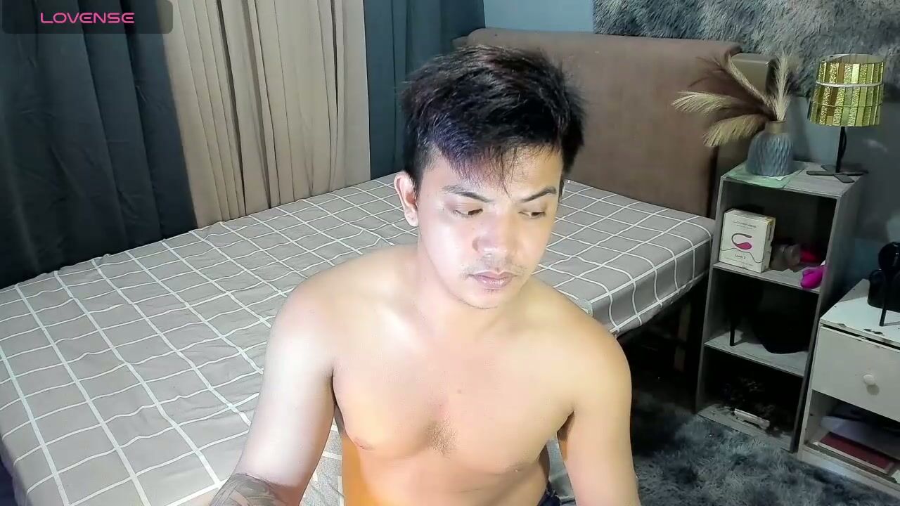 yourasian_bradley nude cam 02/16/2026
