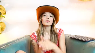Victoria_adams14 16-Feb-26
