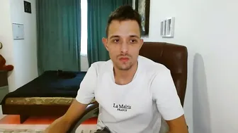 hotboyshorny live cam video sex chat