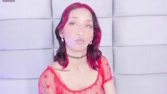 niaafox recorded nude video 709284